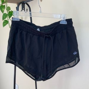 Alo yoga shorts